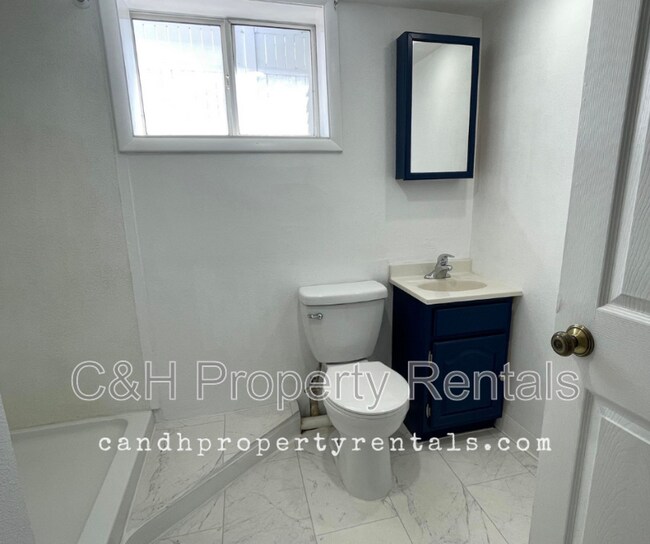 Building Photo - 517 Broadwater Ave