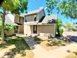Building Photo - 2695 S Xanadu Way