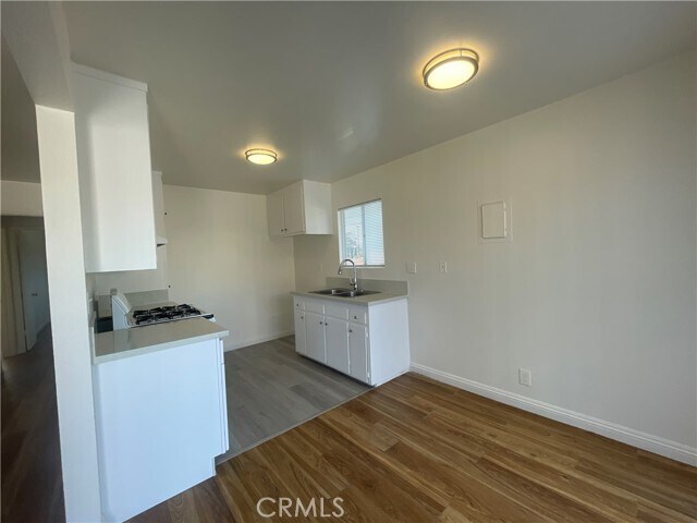 Building Photo - 4572 Canoga St