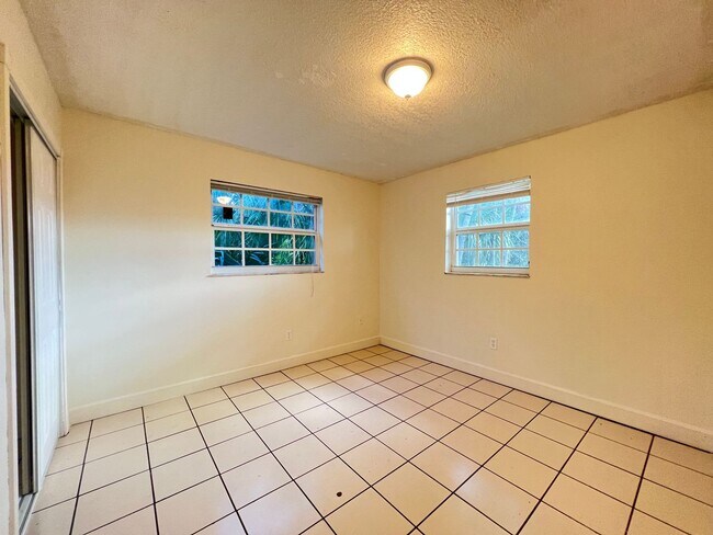 Building Photo - Centrally Located Single Family Home In Fort Lauderdale!!!