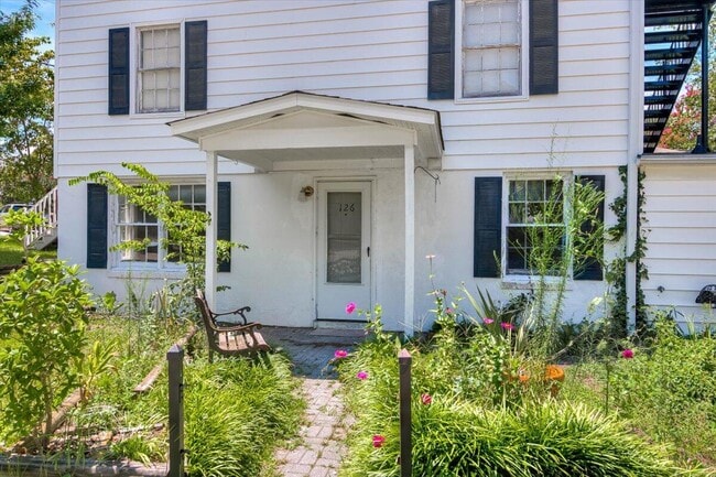Building Photo - 130 Colleton Ave SE