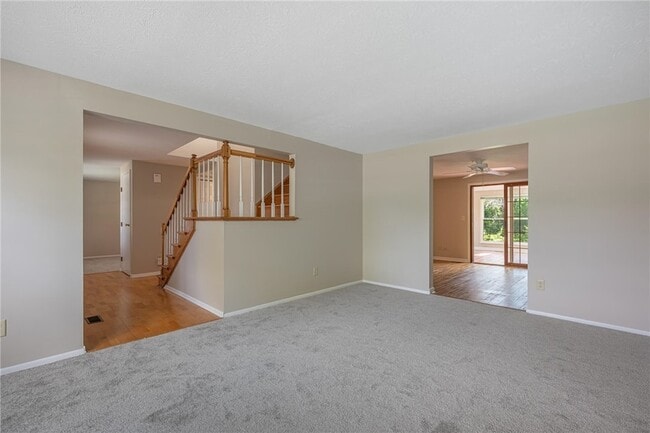 Building Photo - 7072 Cliffstone Dr