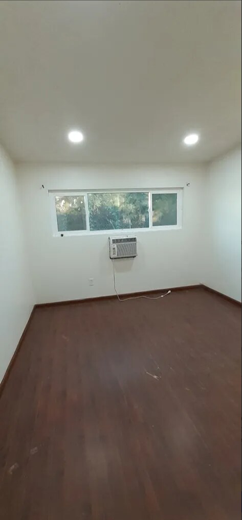 Foto del edificio - 32241 Avenue D