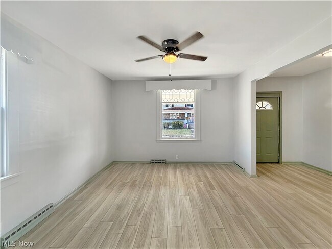 Foto del edificio - 1213 Plum St