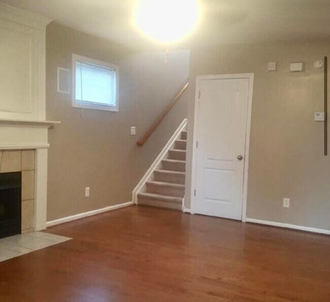 Building Photo - 3216 Sandersville Rd