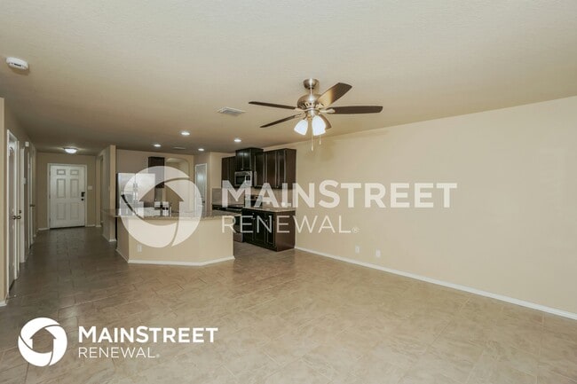 Foto del edificio - 8939 Hickman Pk