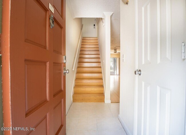 Foto del edificio - 5811 Atlantic Blvd