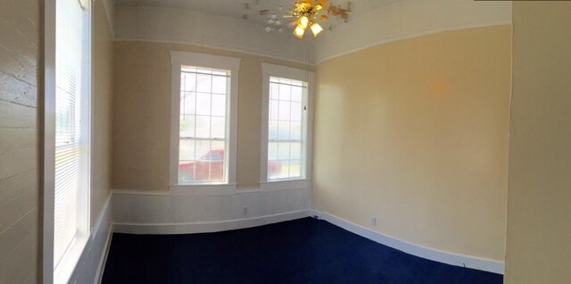 Foto del edificio - 6212 N Blue Angel Pkwy