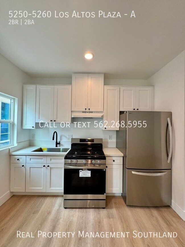 Building Photo - 5250-5260 Los Altos Plaza-A