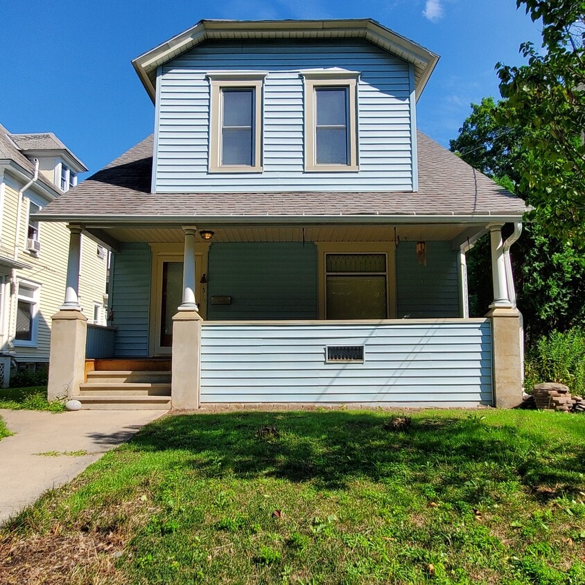 5 Walnut St, Oneonta, NY 13820 House Rental in Oneonta, NY