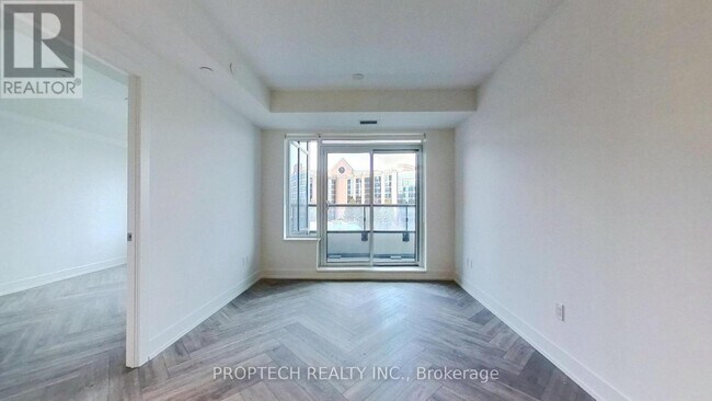 Photo du bâtiment - 9-919 Clegg Rd