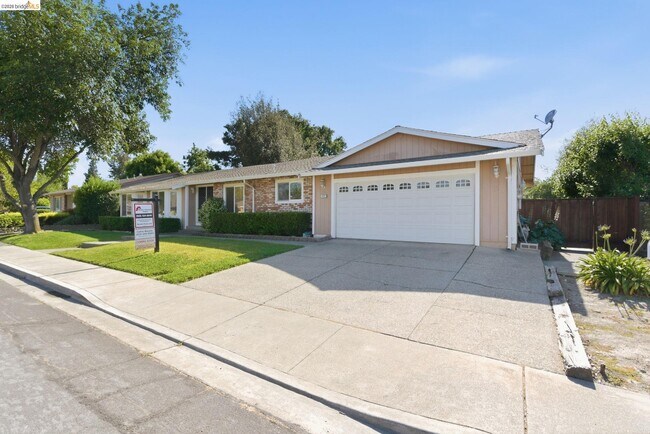 Foto del edificio - 1077 Bellamy Ct