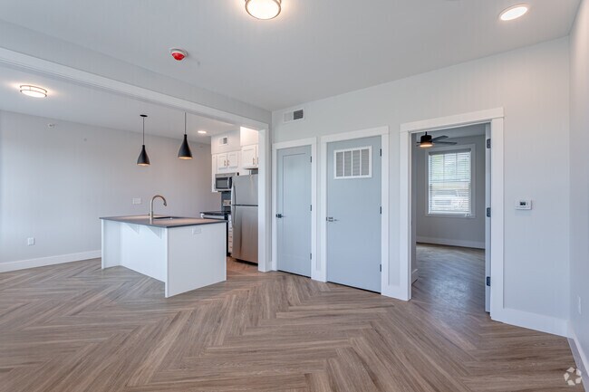 1HAB, 1BA - 732 ft² - Truesdale Building @ Johnson Square