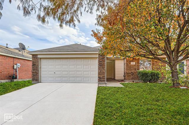 Primary Photo - 2210 Sumac Dr