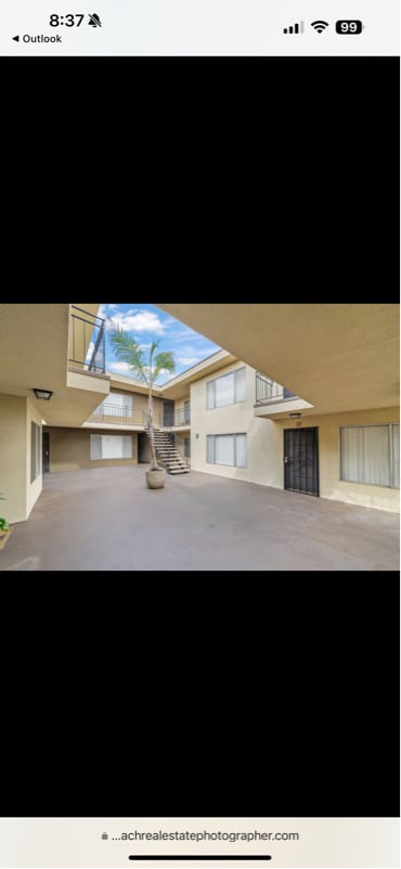 Building Photo - 925 N Inglewood Ave