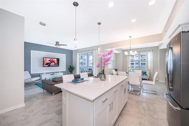 Building Photo - 3180 Paradox Cir