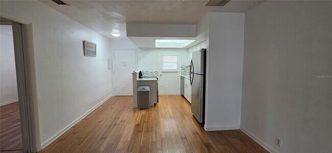 Foto del edificio - 1433 S Belcher Rd