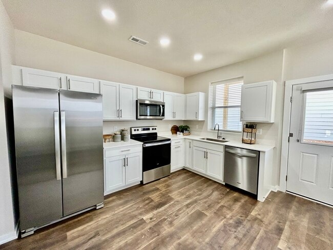 Photo - Bungalows on the Lake at Prairie Queen Townhomes