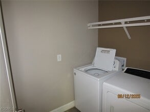 Building Photo - 14589 Laguna Dr