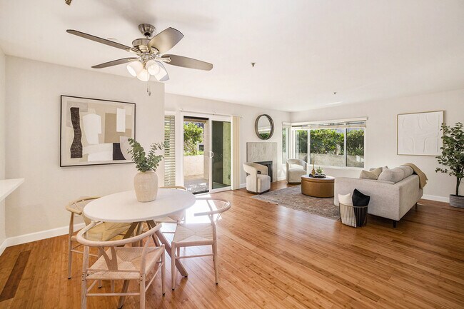 Foto del edificio - 5605 Friars Rd