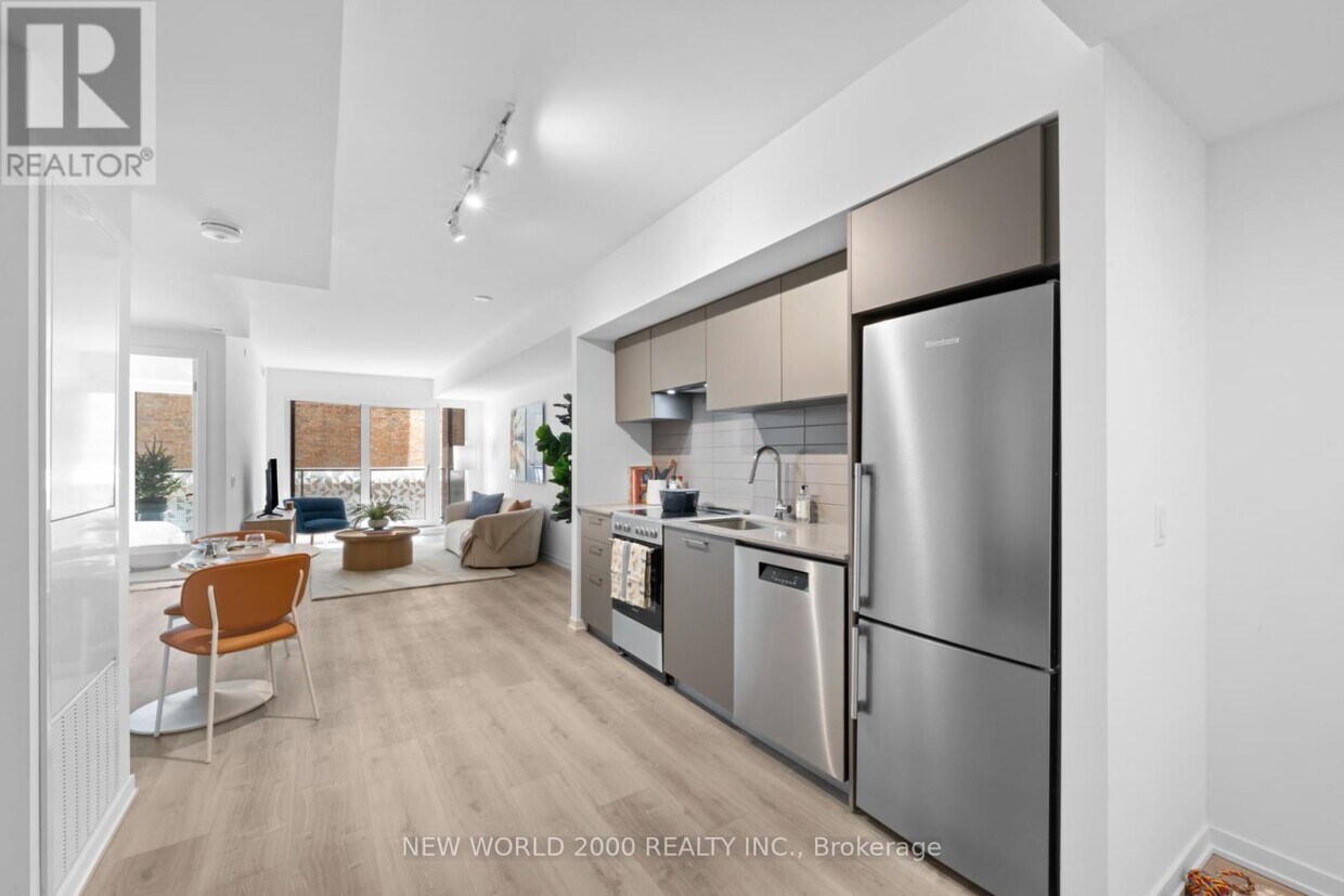 Photo principale - 101 Roehampton Ave