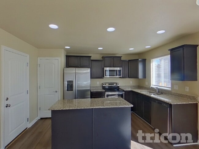 Foto del edificio - 9899 Silver Stirrup Dr