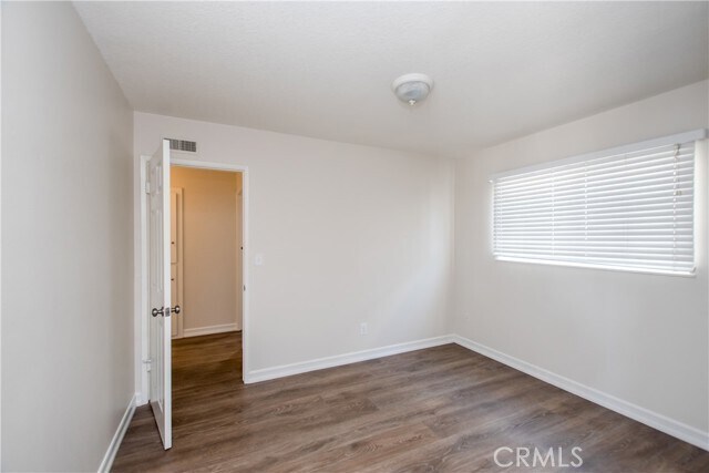 Foto del edificio - 7671 Danube Dr