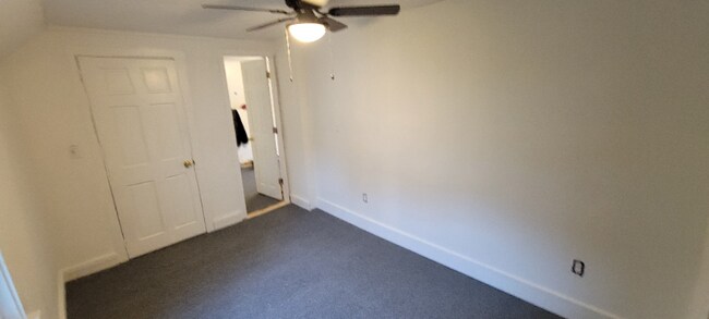Building Photo - 129 Essex Ave