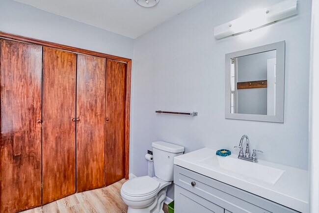 Foto del edificio - 105 Brandybrook Ln