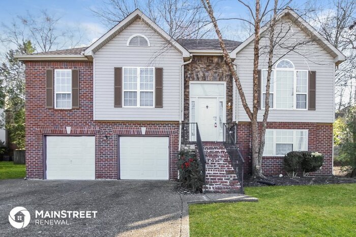 Primary Photo - 303 Shadowood Dr