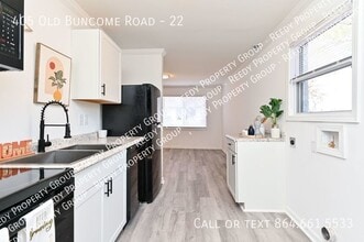 Building Photo - 405 Old Buncombe Rd