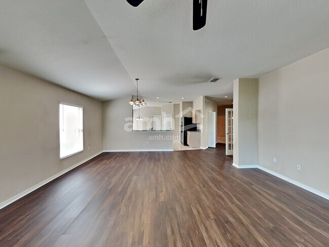 Building Photo - 26442 Whirlaway Terrace