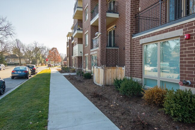 Foto del edificio - 1212 Vine Ave