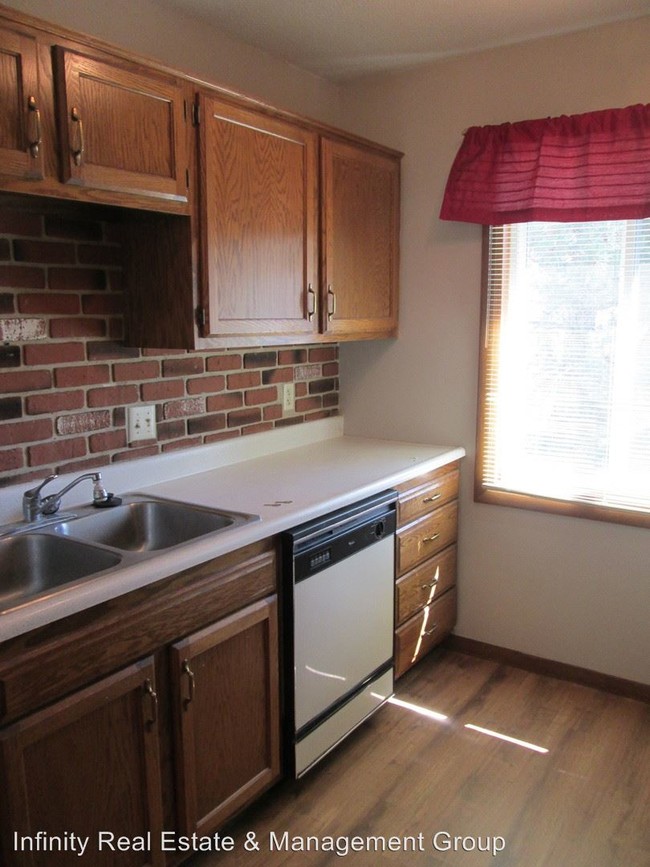 Foto del edificio - 535 19th St NW