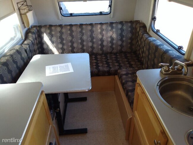 Building Photo - 1 br, 1 bath Mobile Home - 6000 Eastside T...
