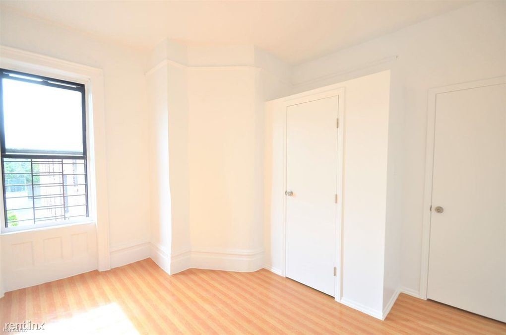 Primary Photo - 5 br, 1 bath Apartment - 611 W 180th St