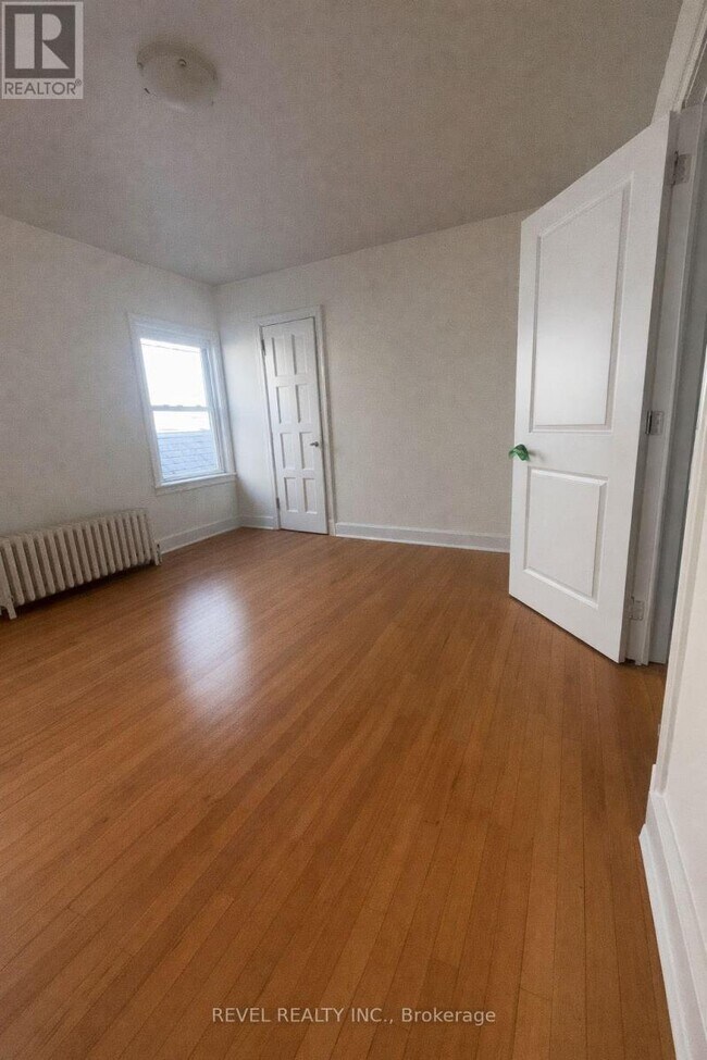 Photo du bâtiment - 226 King St