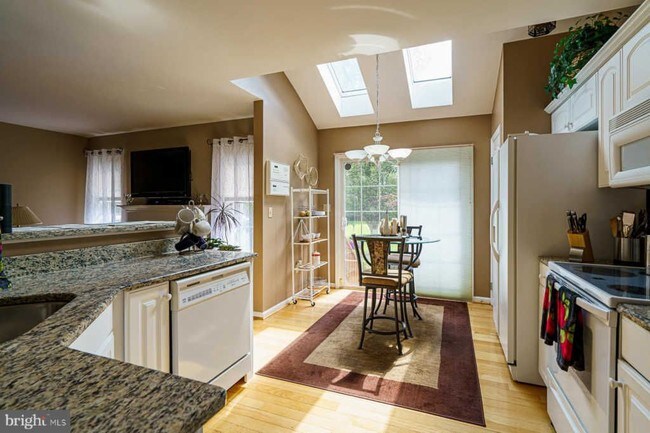 Building Photo - 4490 Apple Blossom Dr