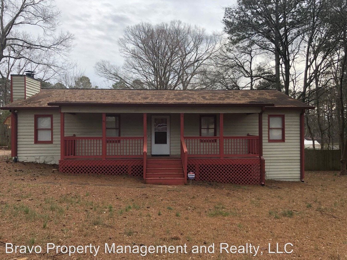 Primary Photo - 3 br, 2 bath House - 977 Hilltop Court