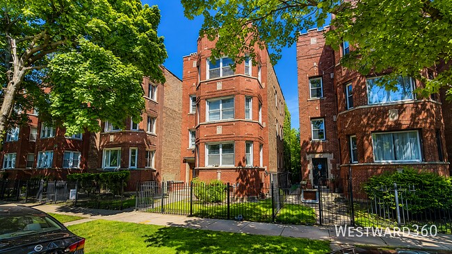 Foto del edificio - 8225 S Ingleside Ave
