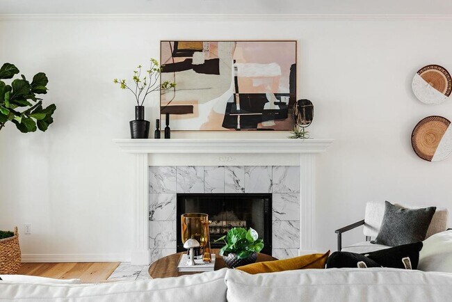 Foto del edificio - 312 W Milton St
