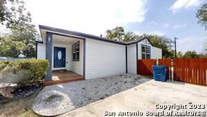 Building Photo - 439 Avant Ave