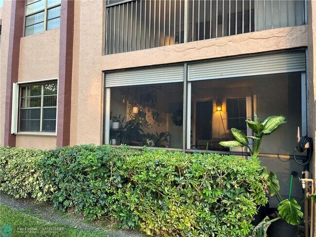 Building Photo - 3432 NW 86th Way