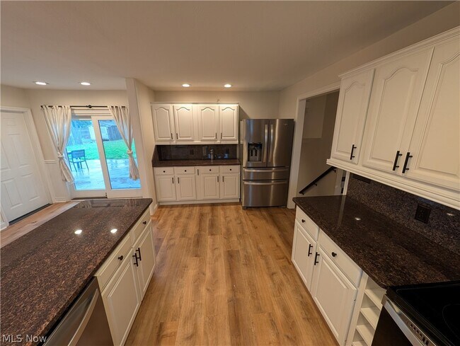 Foto del edificio - 8645 Courtland Dr