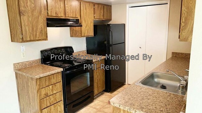 Building Photo - 555 E Patriot Blvd