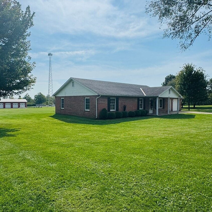 Building Photo - 3856 Kehr Rd