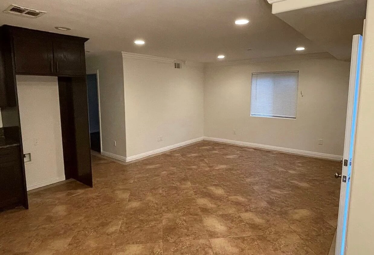Foto principal - 1516 E 55th St