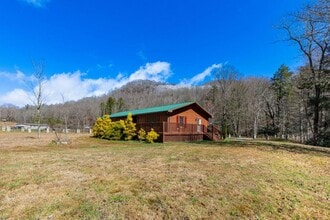 Building Photo - 88 Laurel Cove