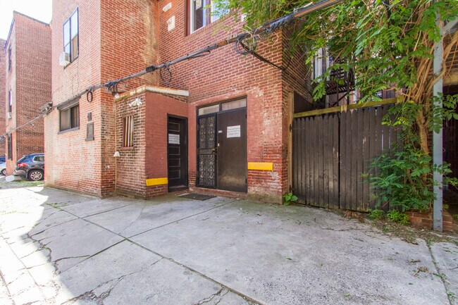 Foto del edificio - 1823 Pine St