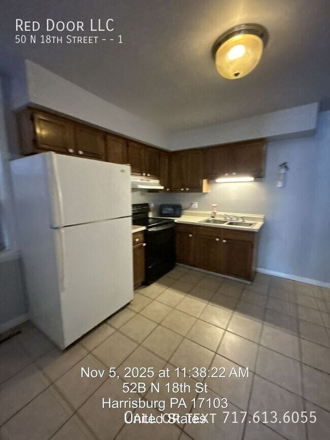 Foto del edificio - 50 N 18th St